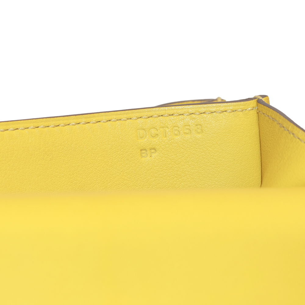 【新品未使用】HERMES ハンカチ コットン（星イエロー） 楽天市場】☆U刻印 2022年製造☆エルメス HERMES カルヴィ