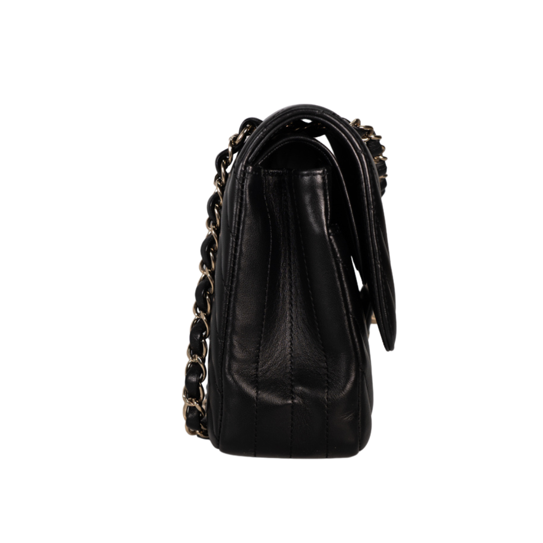 Chanel Chevron Lambskin Classic Double Flap Medium Black Luxury